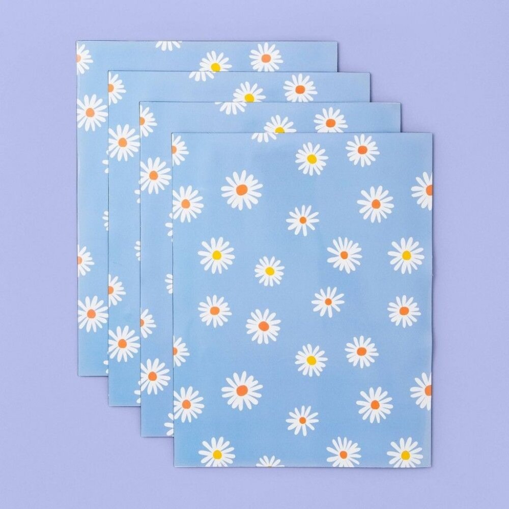 More Than Magic Girl Talk Magnetic Wall Paper - Daisies - 4 Sheets - 8½  X 11